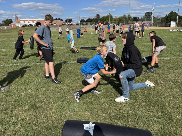 Little Bulldogs Football Camp