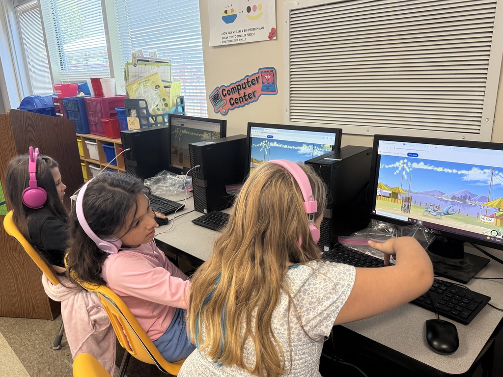 2nd graders doing Reflex Math