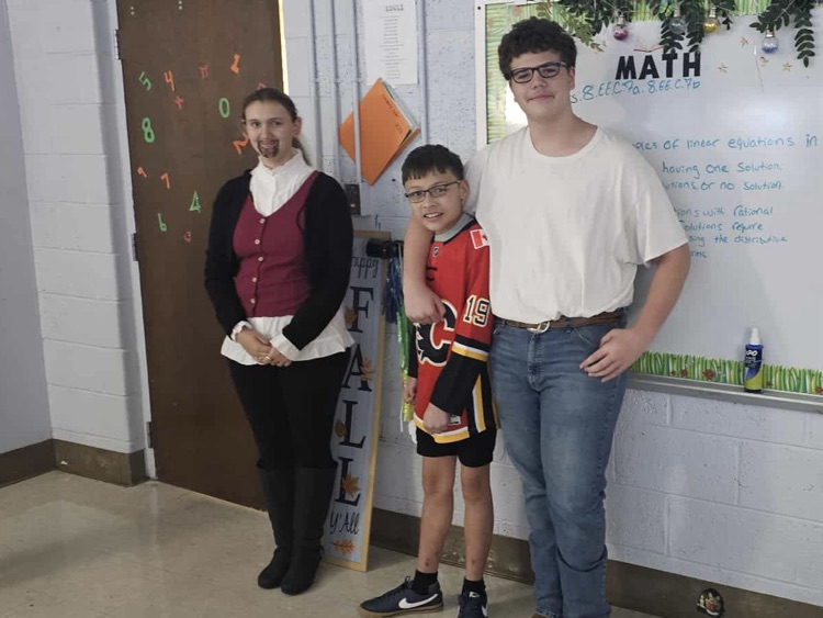 homecoming students 2025