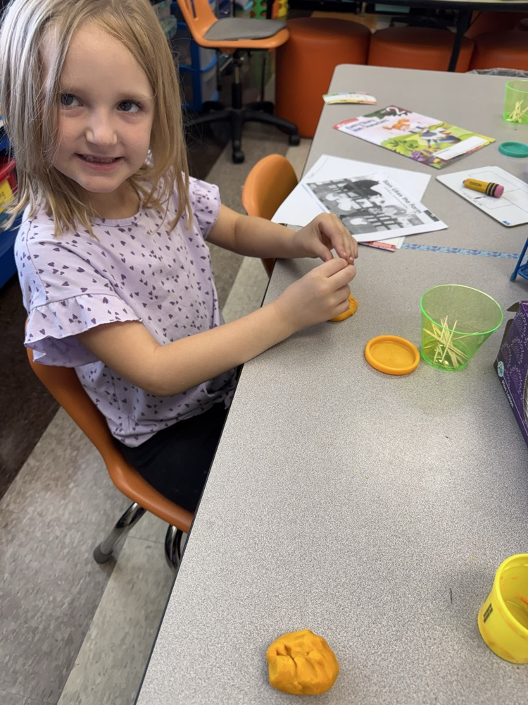 Kindergarten 3D Shape Building