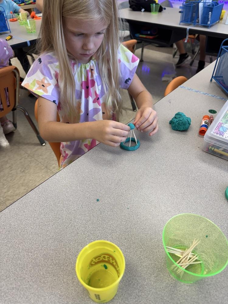 Kindergarten 3D Shape Building