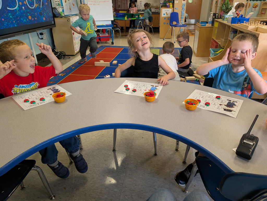 Pre-K Johnny Appleseed