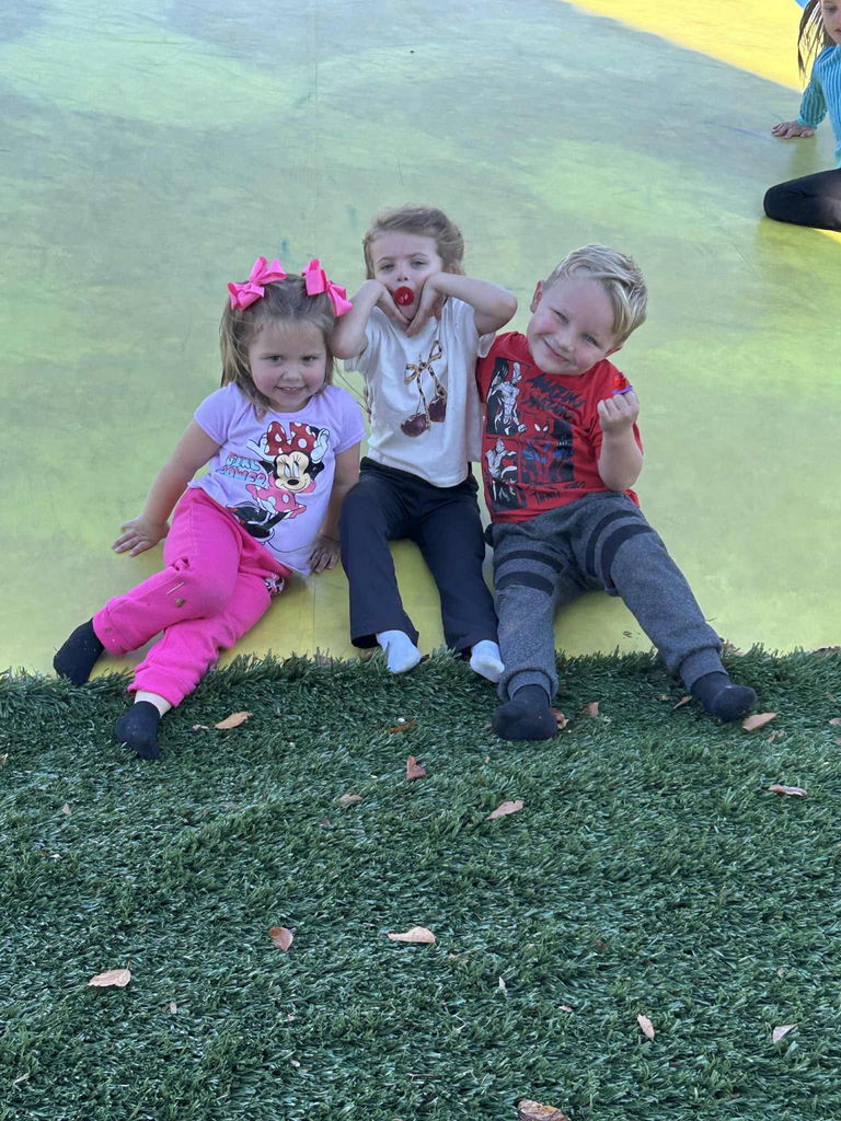 Pre-K field trip to Ballinger Farm.