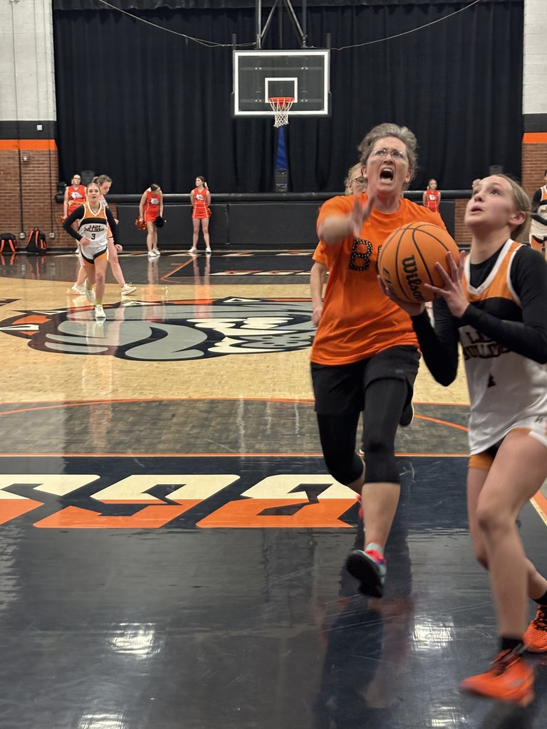 Student/Faculty Basketball Game
