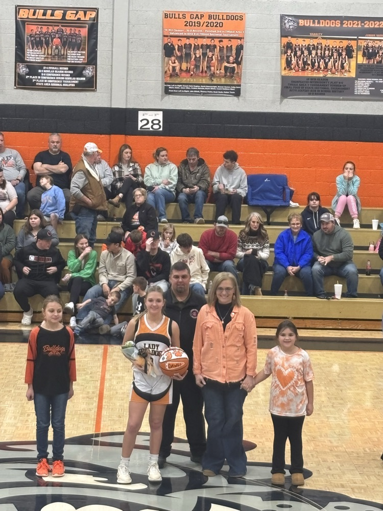 8th Grade Lady Bulldogs