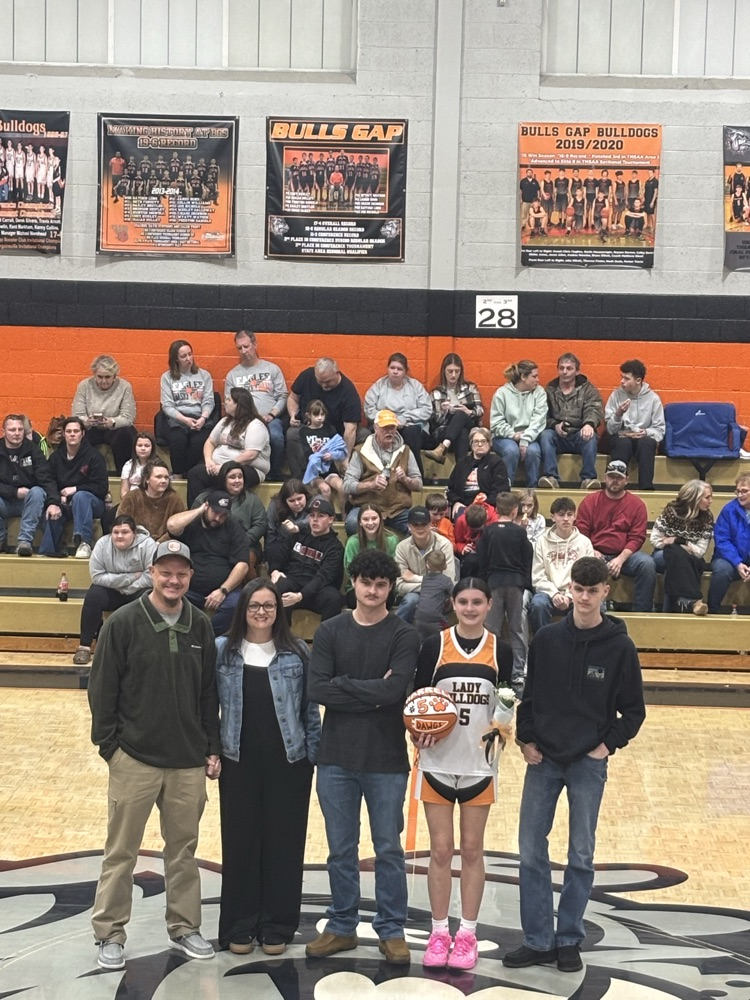 8th Grade Lady Bulldogs