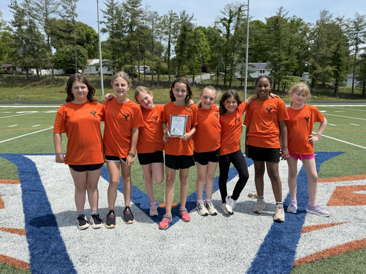 girls’ track team