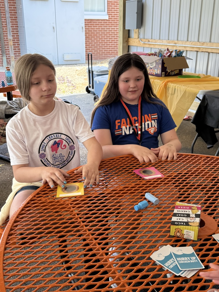picnic at outdoor classroom 