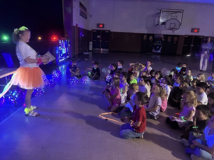1st grade Glow & Grow Party
