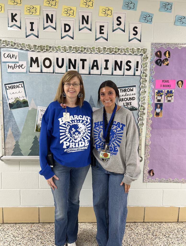 Mrs. Bobbie and Mrs. Cylee Seal