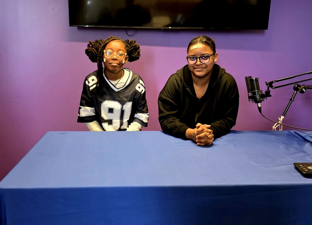 Students visiting HSCS