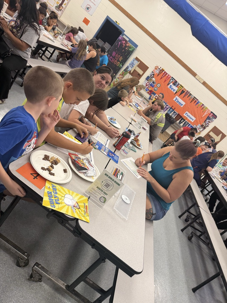 8.21.25 Everglades Elementary Back-to-School Bingo, Books, & Bites