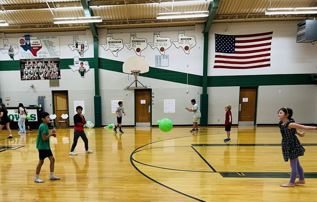 PE2