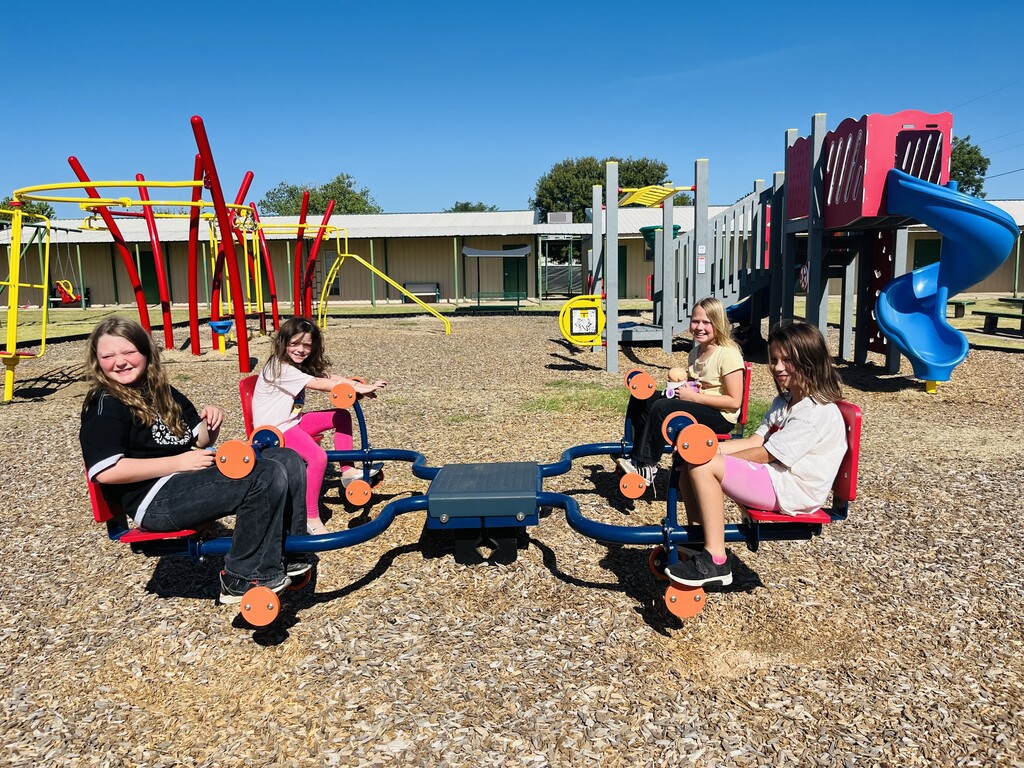 PE4