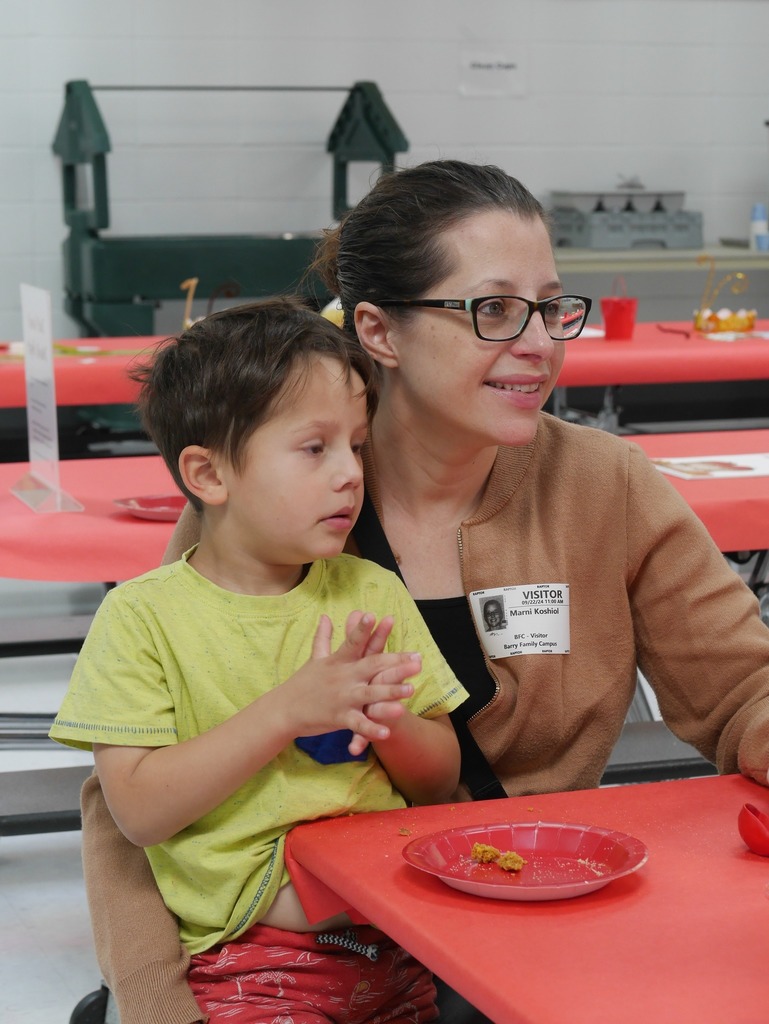 A parent and a student in the Rosh Hashanah activity