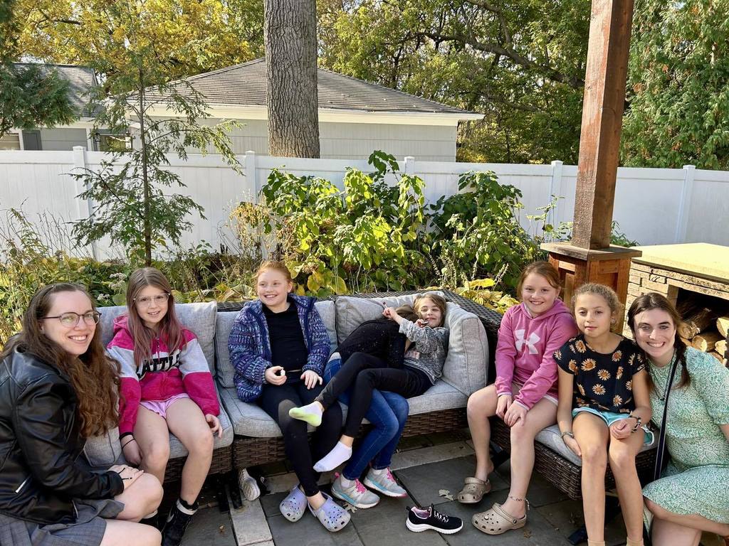 3rd grade sukkah party