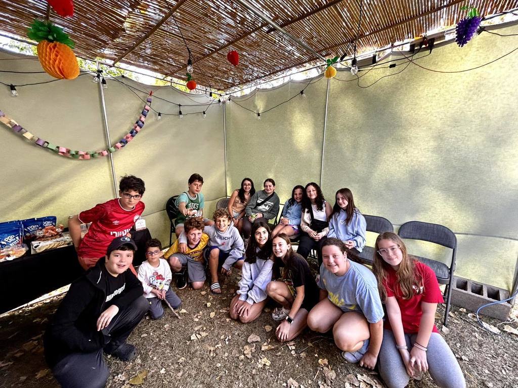 6th grade sukkah party
