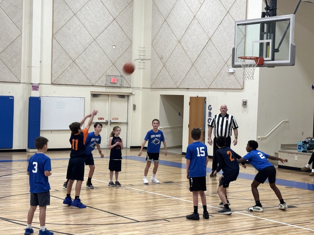 player shoots free throw