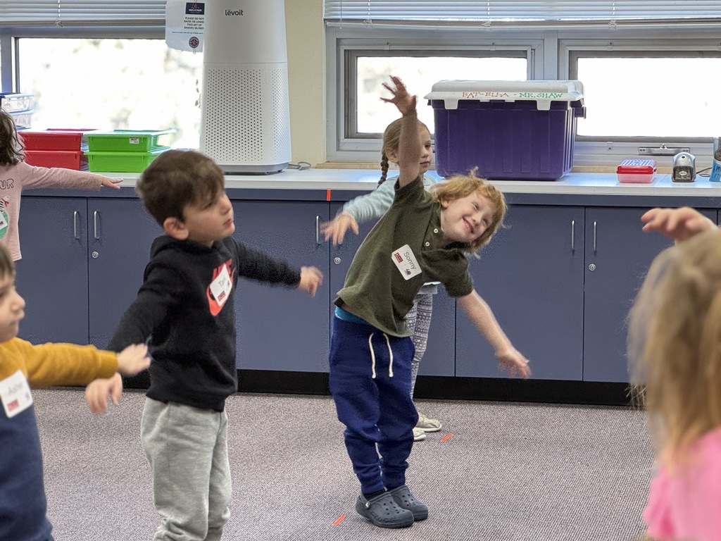pre-k students dance