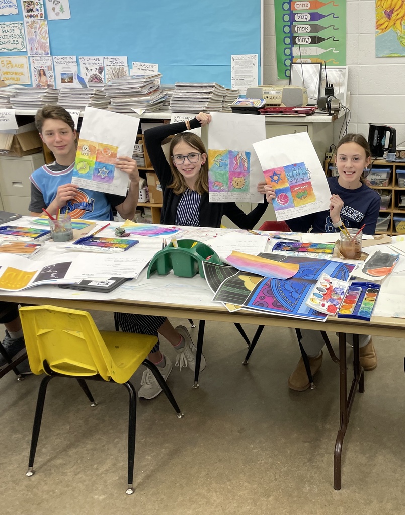 students show talit corner designs