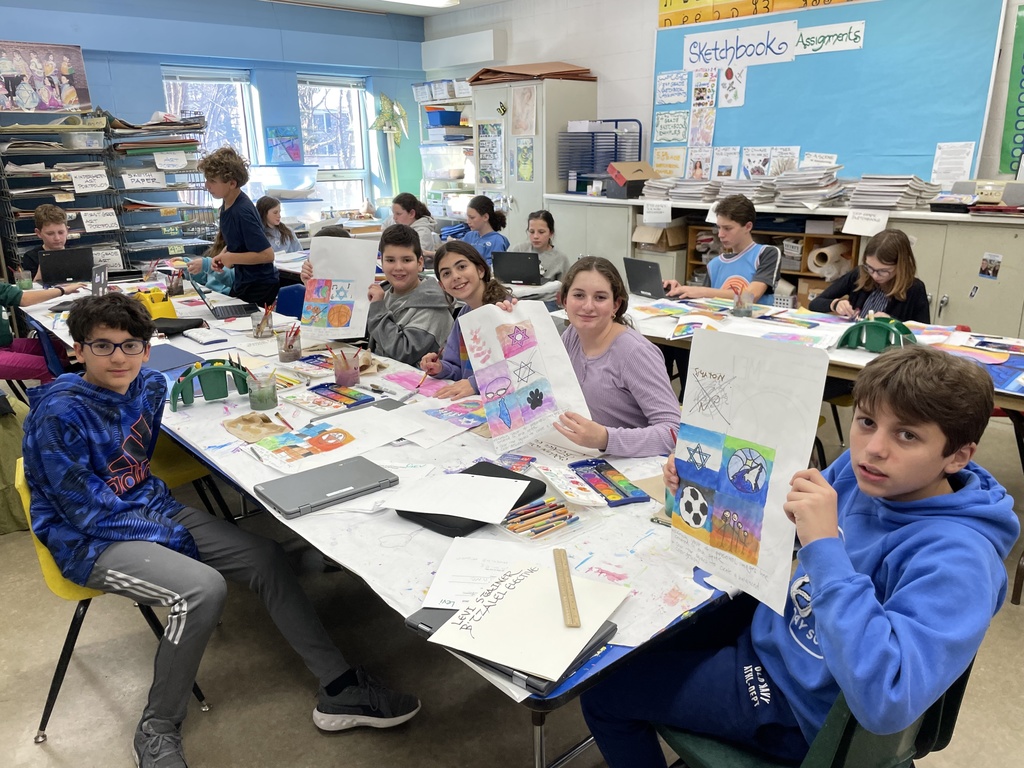 students show talit corner designs