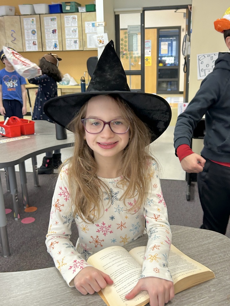 girl in witch hat