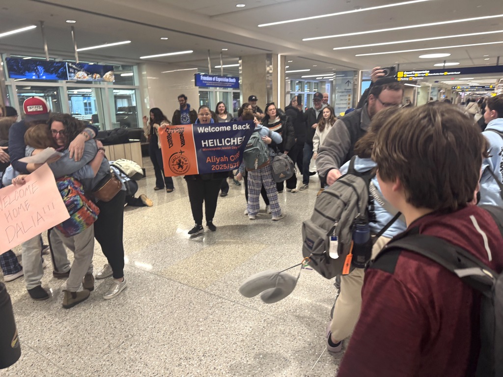 parents reunite with children