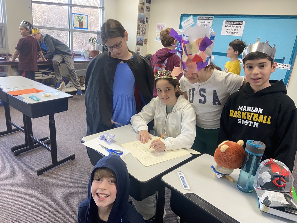 fifth graders write up royal decree