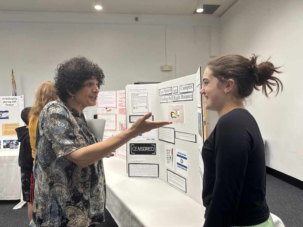 teacher commends student