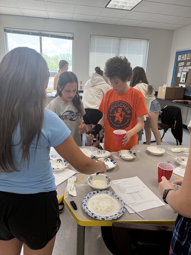 middle schoolers use acid/base chemistry to make bath bombs