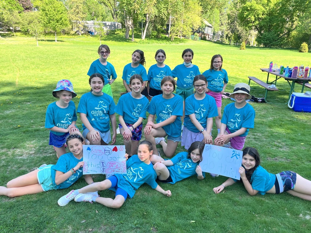 Girls on the Run team poses