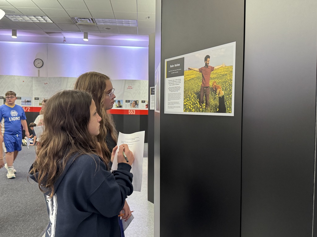 students read about fallen first responder