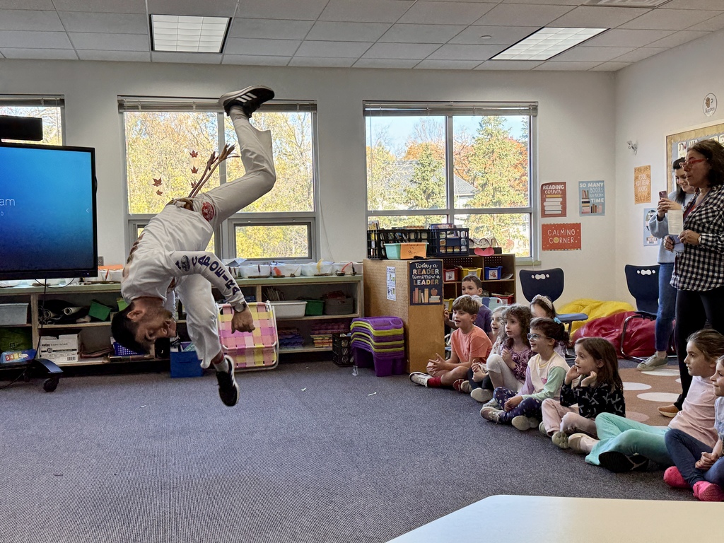 Miki Chayat flips for first graders