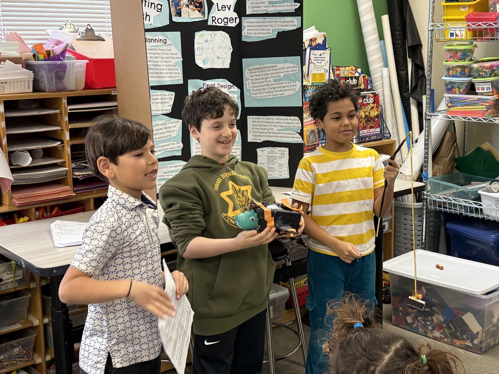 students present sea lion enrichment design