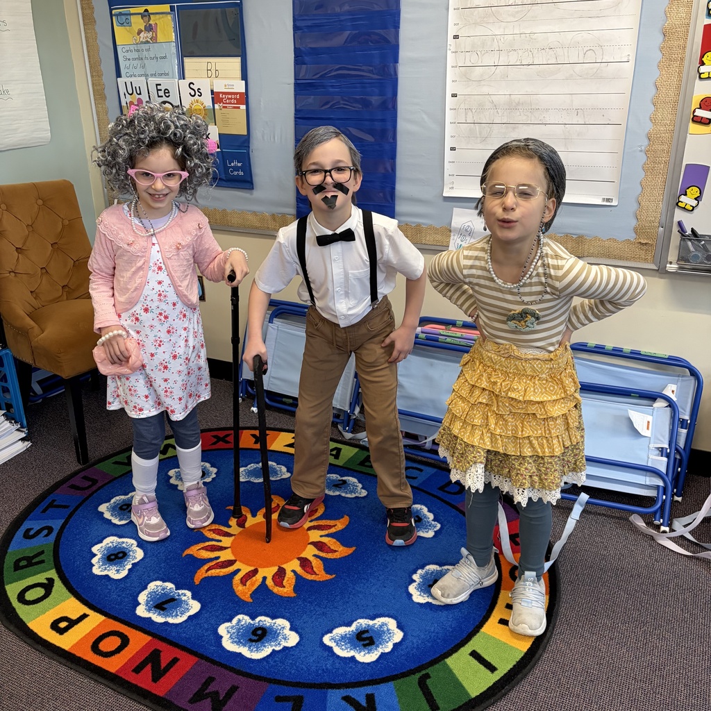 first graders dresses as elderly