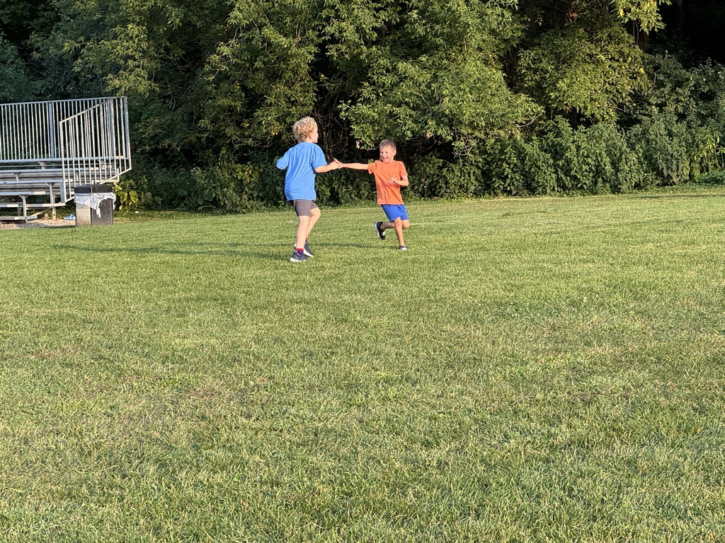 kids play