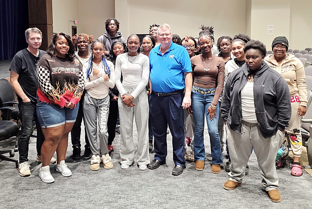 Students in CHS  journalism  Class learned from guest speaker Mr. Andrew Bagley