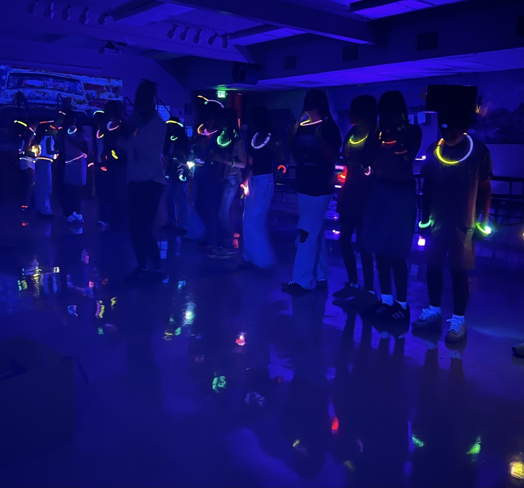 Glow Party Dance.