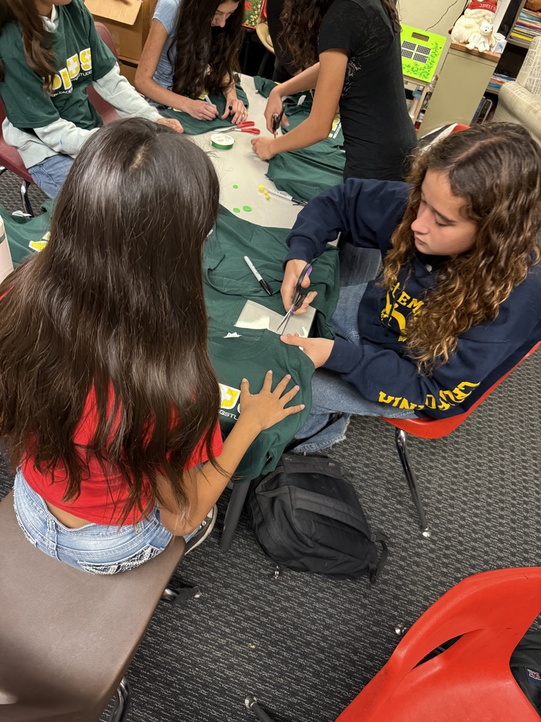 Holiday Shirt Decorating