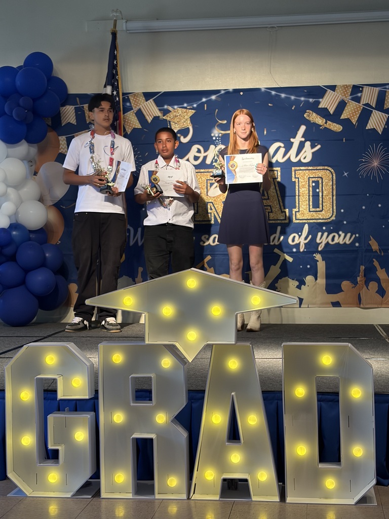 8th Grade Awards