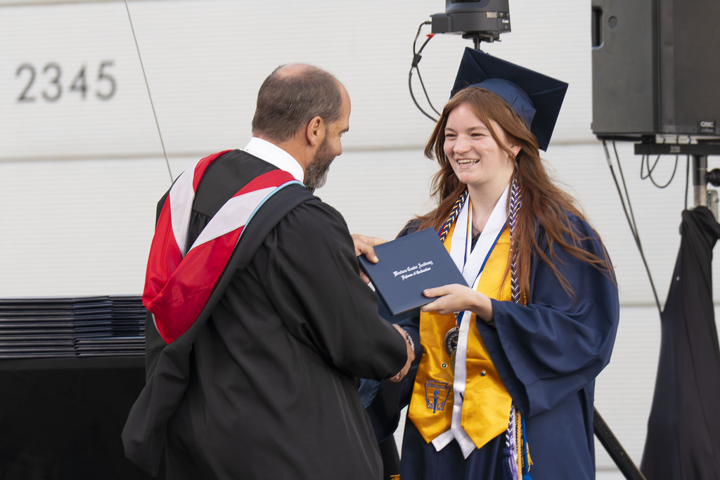 Western Center Graduation Photos.