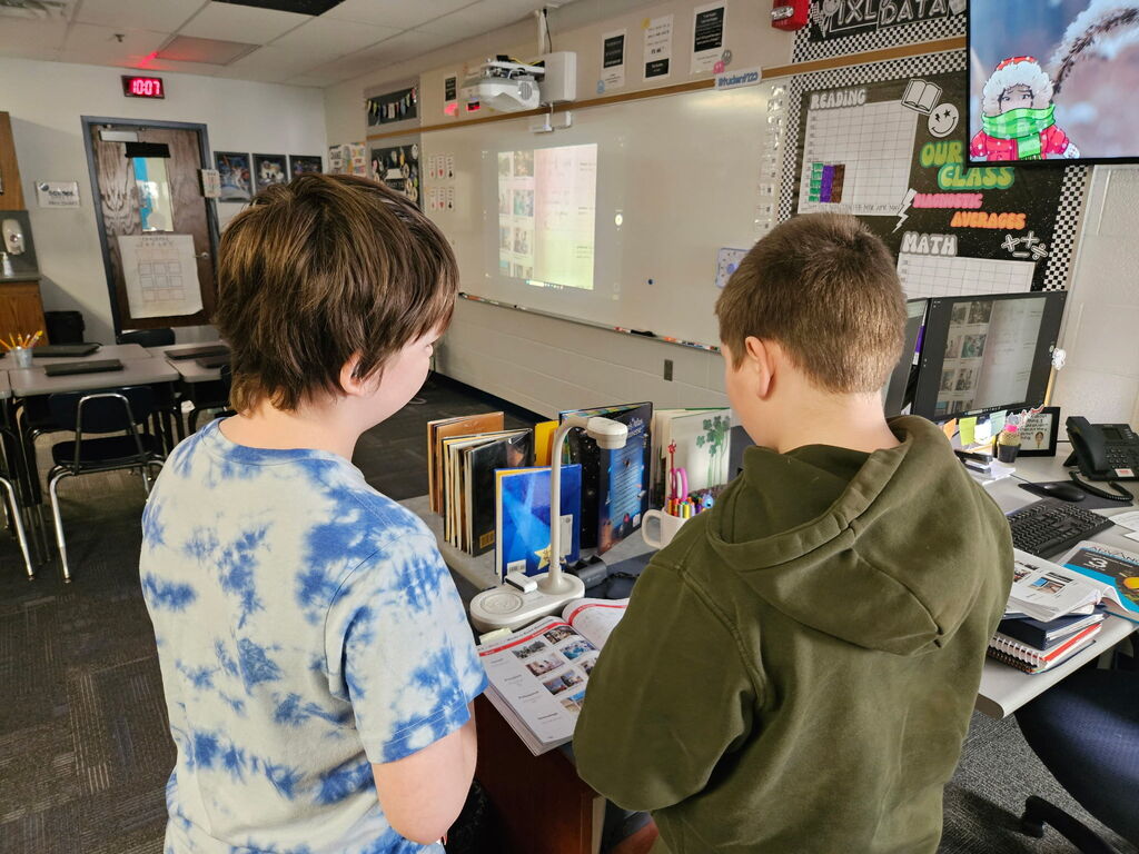 Peer Vocabulary Learning