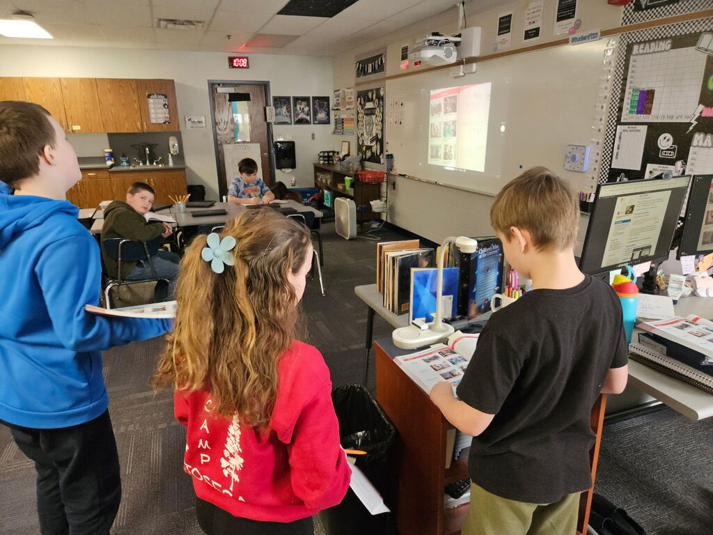 Peer Vocabulary Learning
