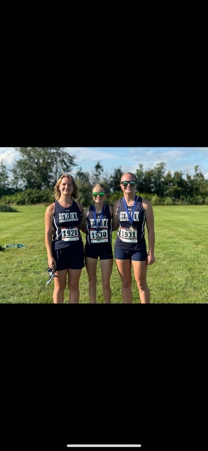 Hemlock Huskie Cross Country invitational Pic