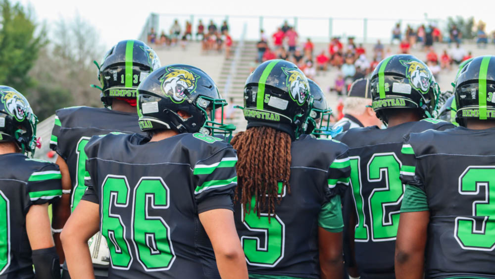 HHS Football Players