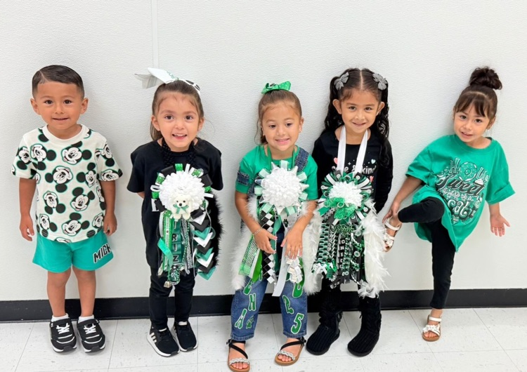 students in school colors