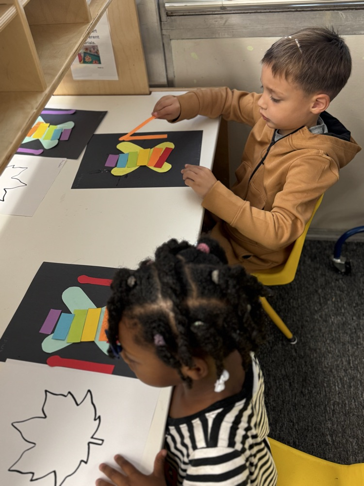 students making letter x craft