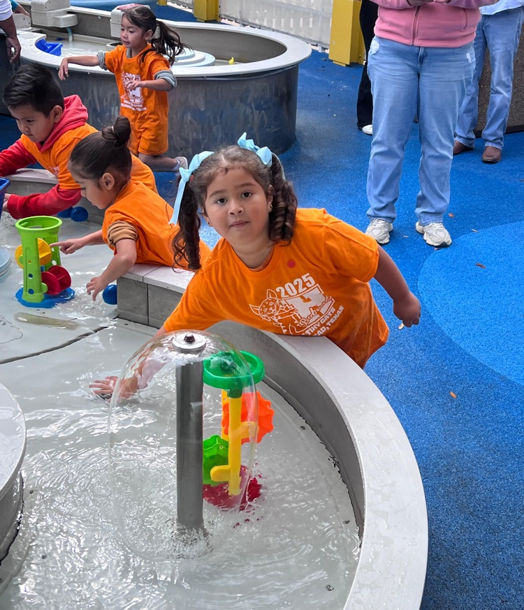 students at the children’s museum