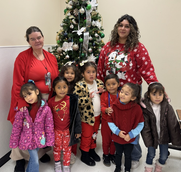 students in red and white