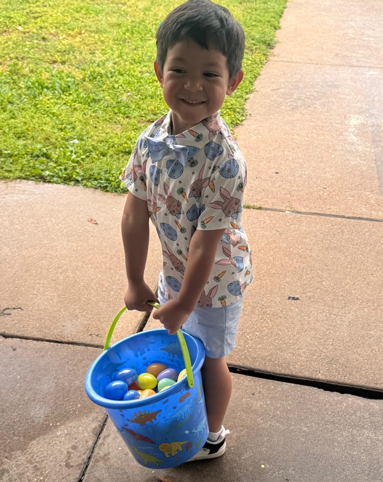 students hunting eggs